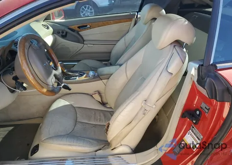 2008 Mercedes-Benz Sl 550 z USA, uszkodzony, nr VIN WDBSK71F58F139580